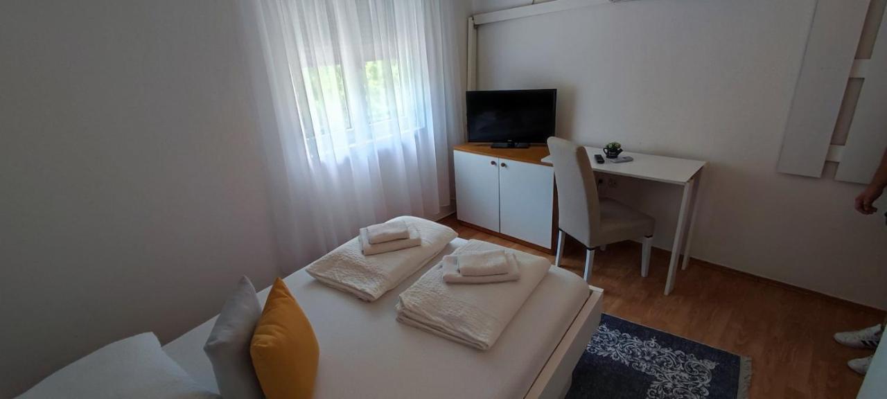 Villa Monera Apartments&Rooms Mostar Exteriör bild
