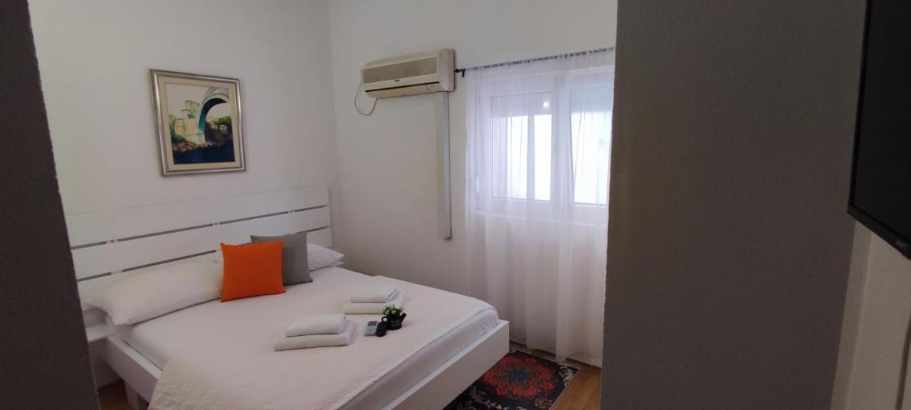 Villa Monera Apartments&Rooms Mostar Exteriör bild