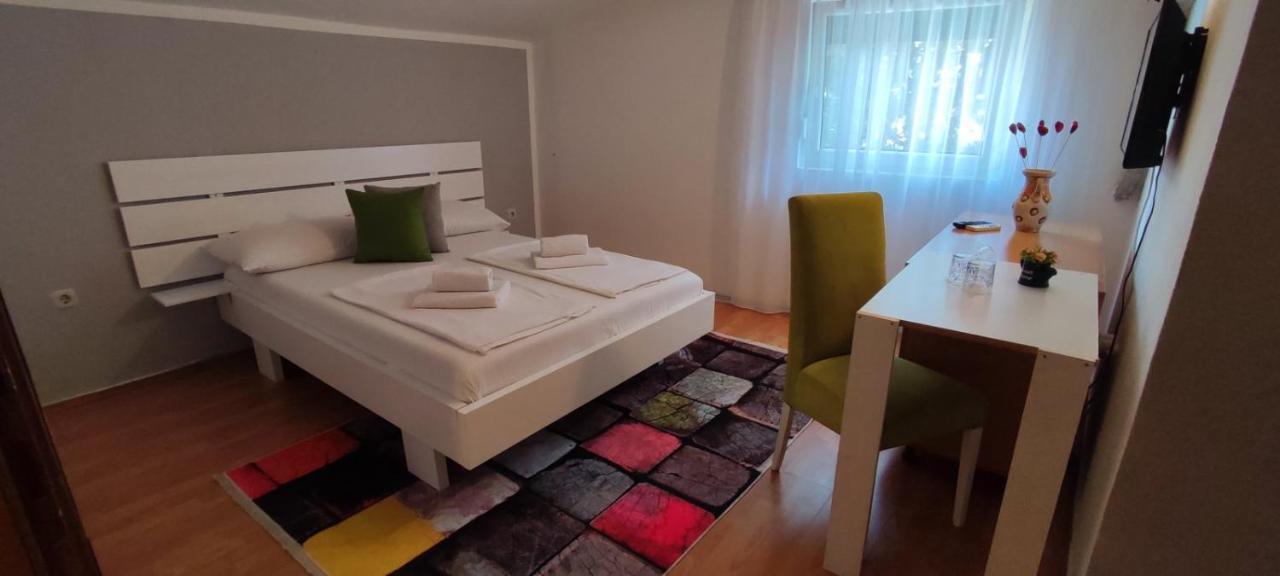 Villa Monera Apartments&Rooms Mostar Exteriör bild