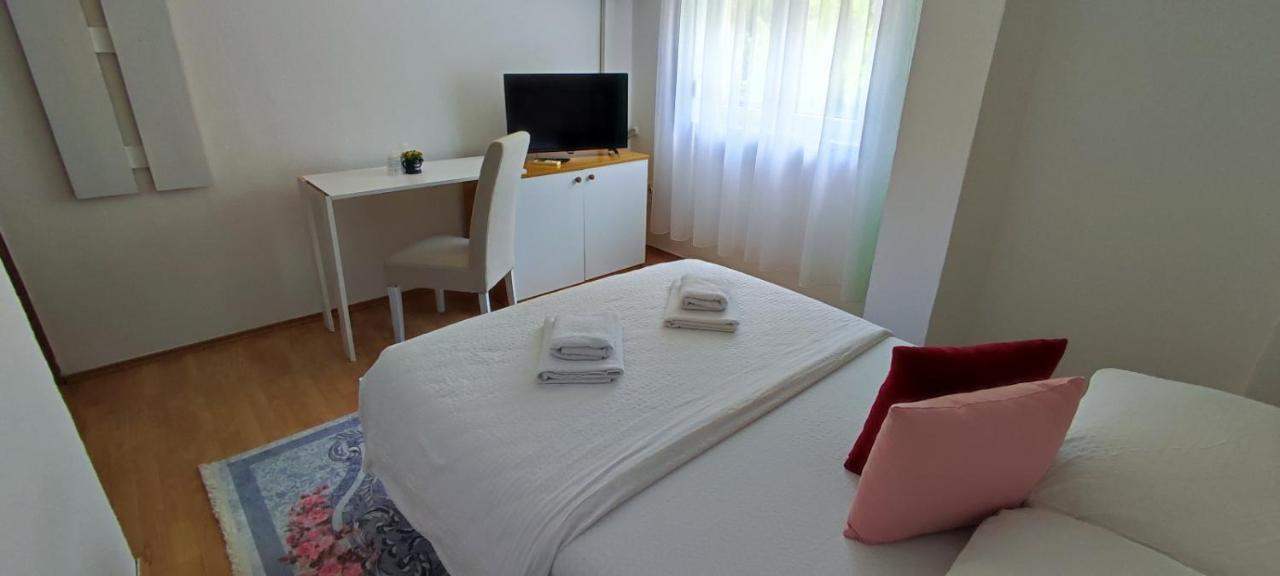 Villa Monera Apartments&Rooms Mostar Exteriör bild